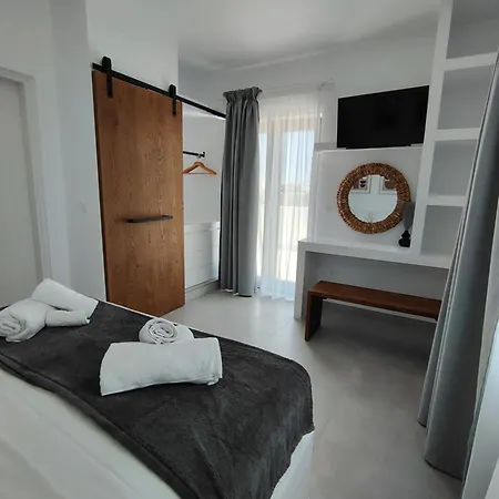 Iraμar Luxury Ii Paros فيلة *